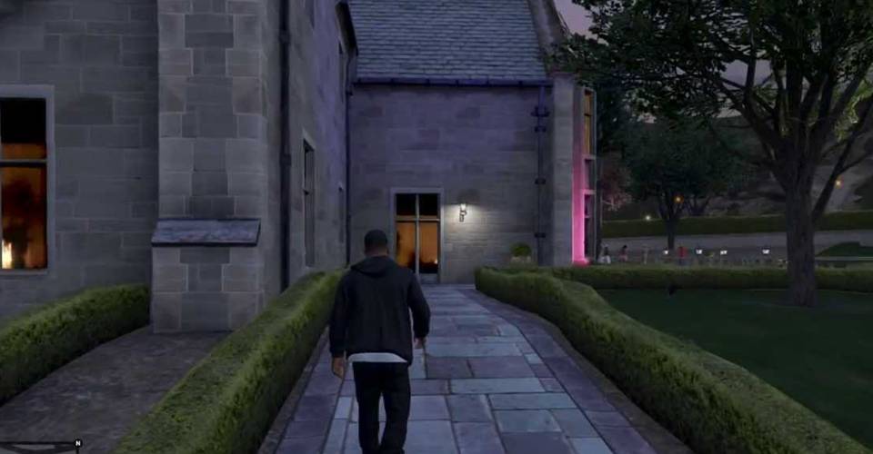 How To Find The Playboy Mansion In Gta Online Screen Rant How To Find The Playboy Mansion In Gta Online Screen Rant