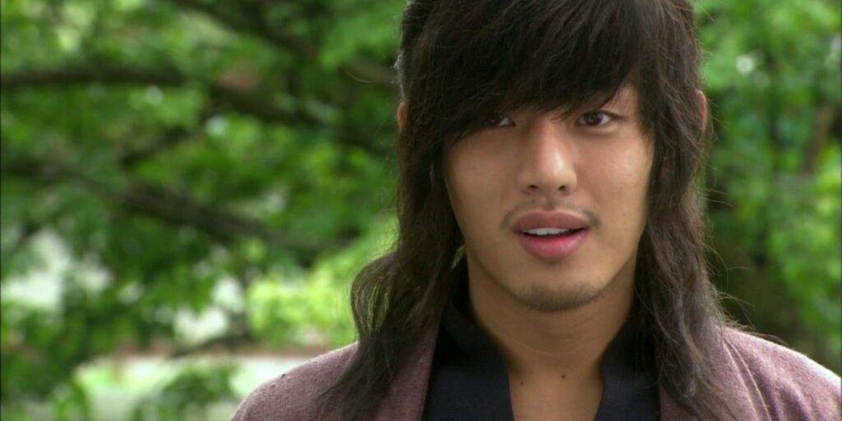 10 KDrama Characters That Have Every Fan Feeling “SecondLead Syndrome”