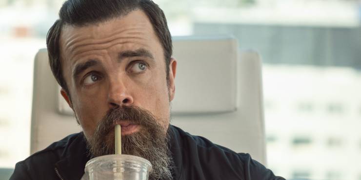 I Care A Lot Cast & Character Guide | Screen Rant