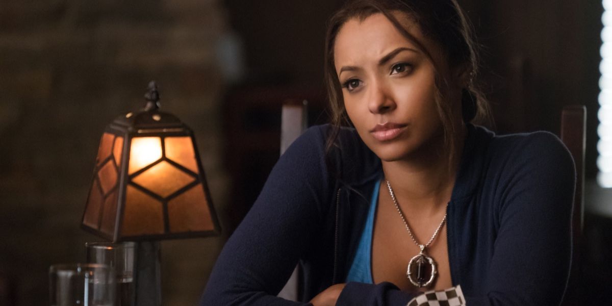 Vampire Diaries 5 Times Bonnie Was The Best Person (& 5 It Was Caroline)