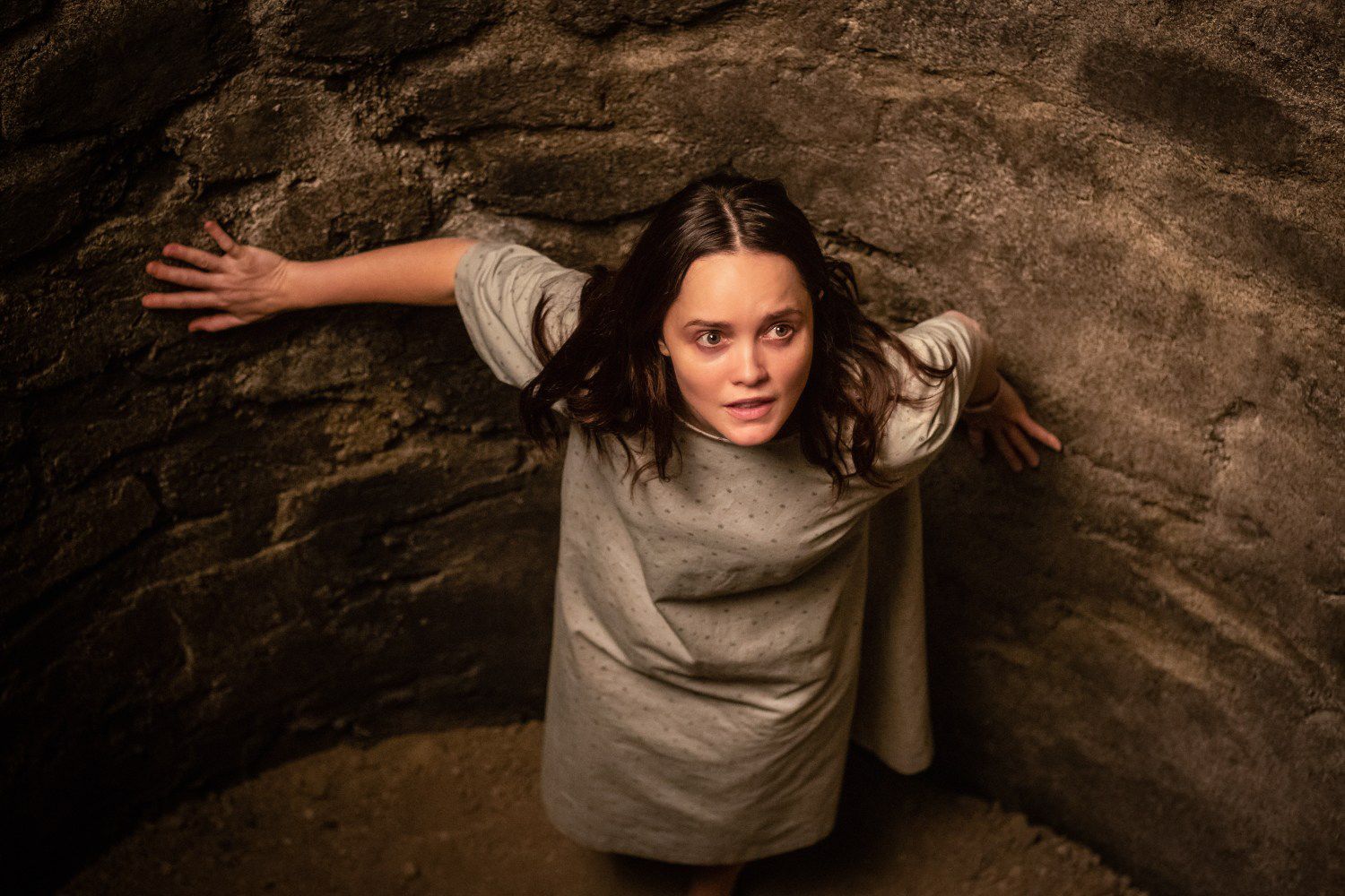 Clarice Returns To Silence Of The Lambs Well In New Images - All Movie News