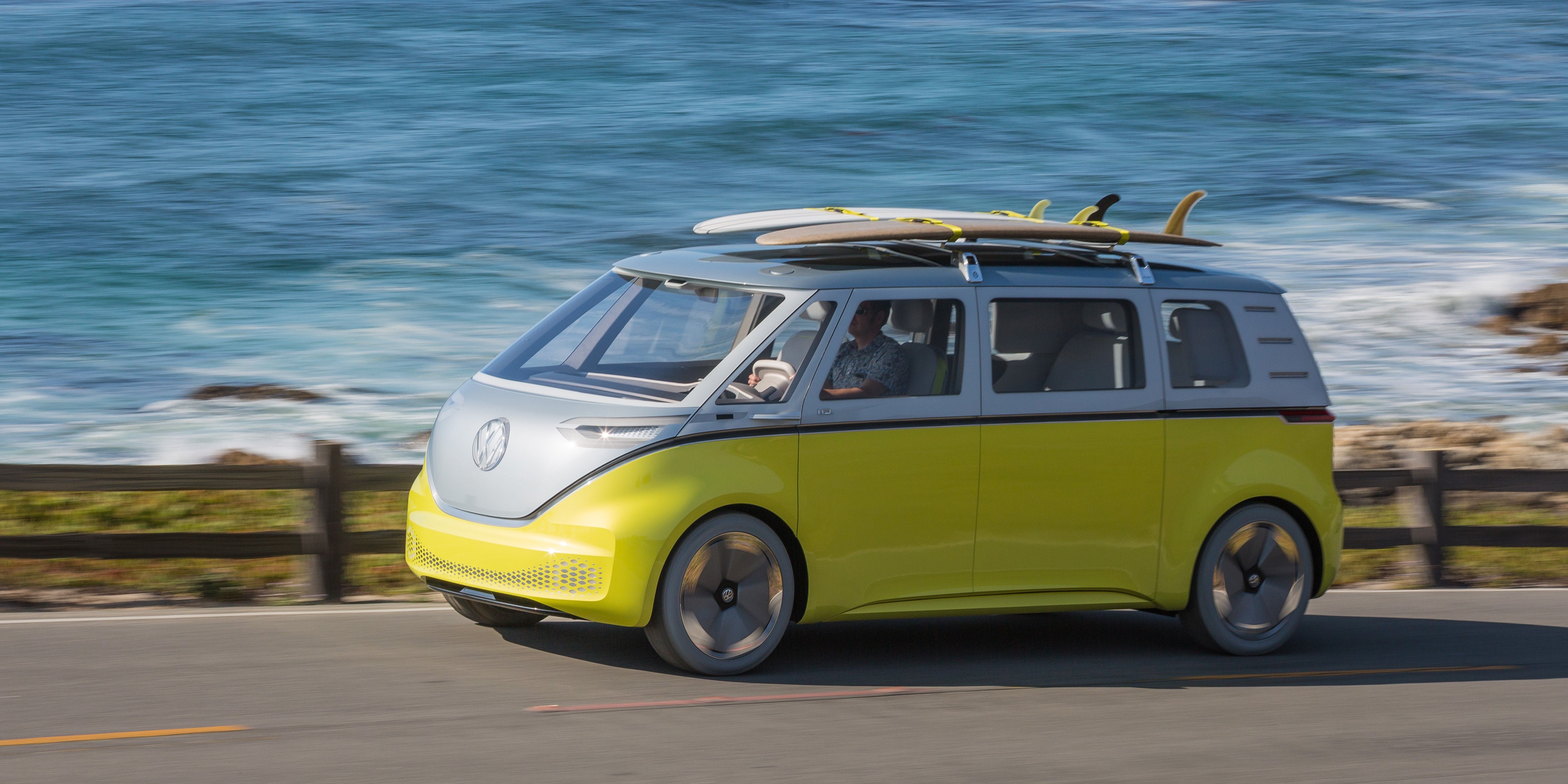 Семейный автомобиль 2022. Volkswagen ID Buzz. Фольксваген бас 1. Volkswagen Microbus Concept. Volkswagen Electric car.