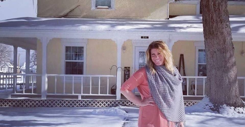 sister wives inside meri s bed breakfast kody refused to fund