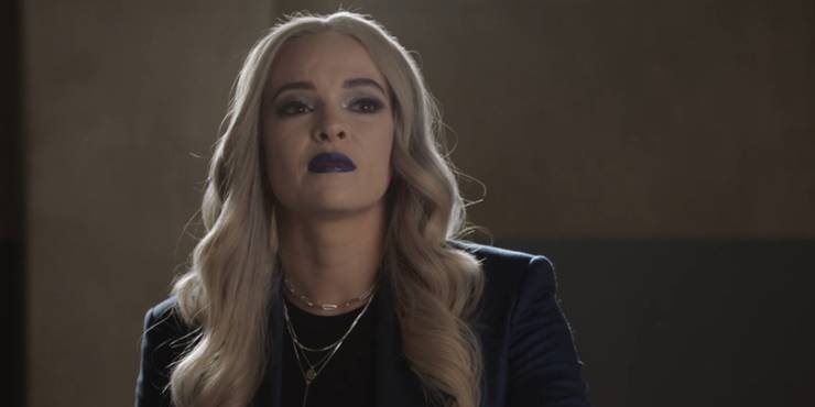 Arrowverse Theory: Killer Frost Trial Caused Dark Legends of Tomorrow Future