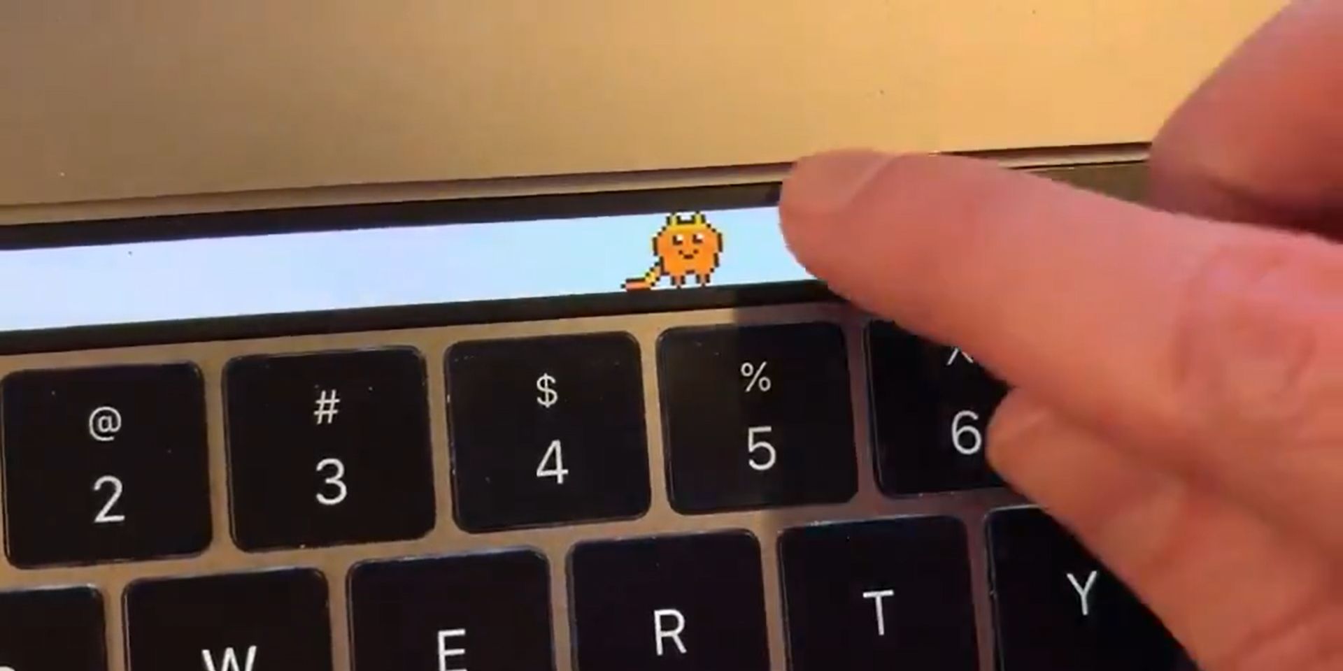 How To Add A Tamagotchi Pet To Your MacBook Touch Bar