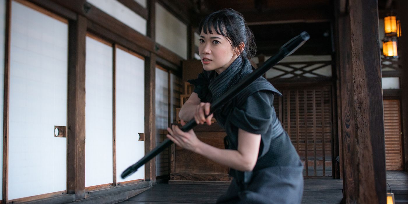 Haruka Abe as Akiko fighting in Snake Eyes