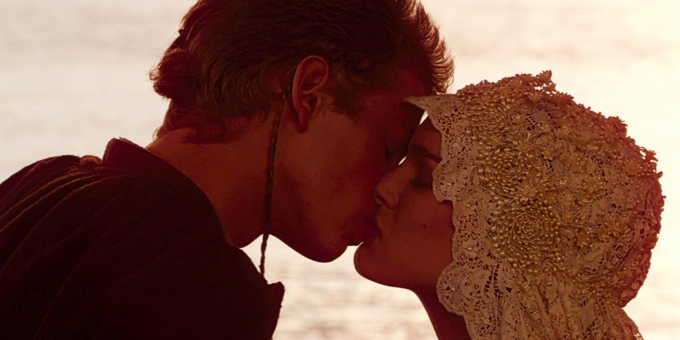 Star Wars Explains Why Anakin Wore Jedi Robes During His Wedding