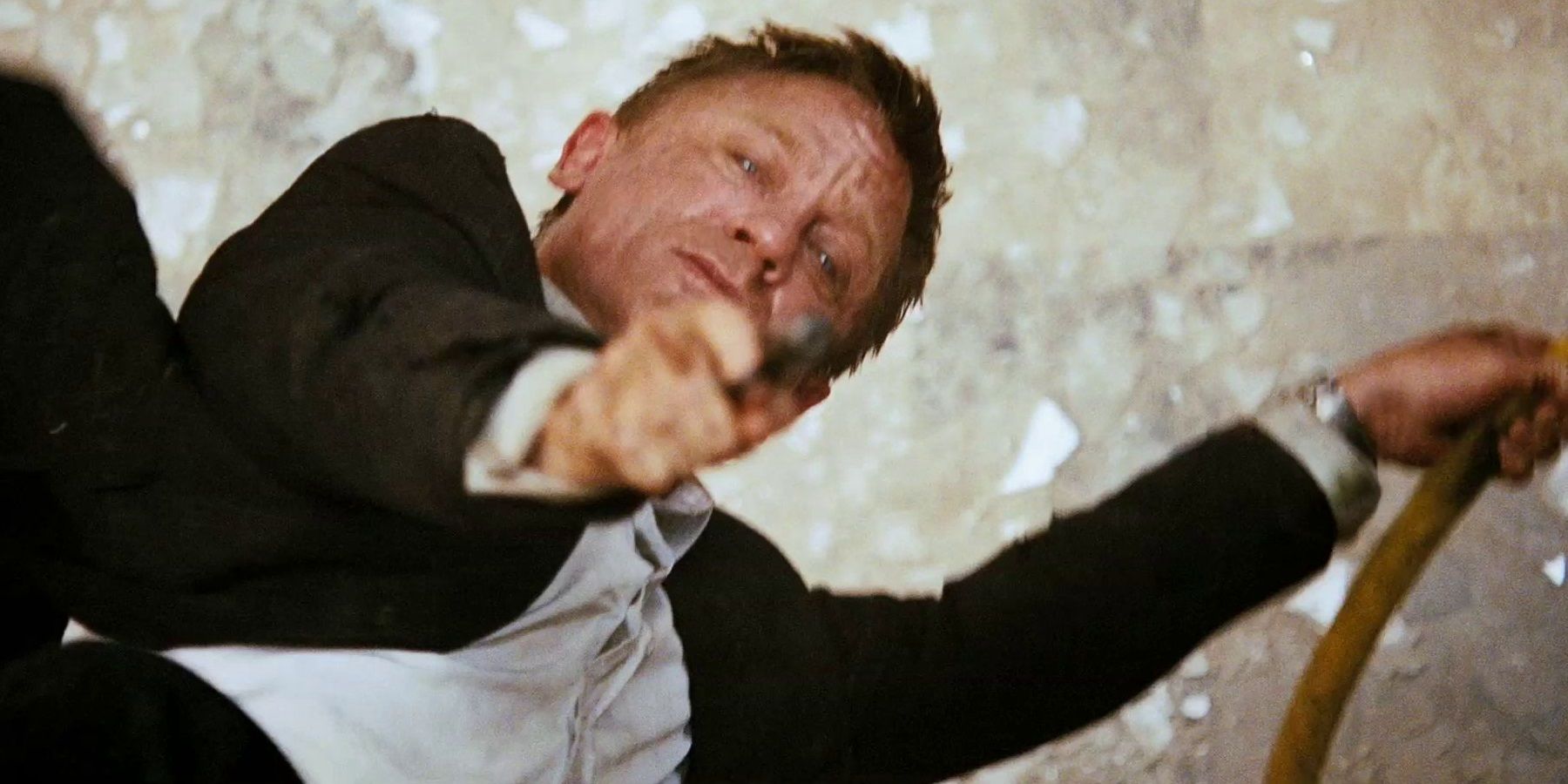 10 Ways Daniel Craigs Other Bond Movies Set Up No Time To Die