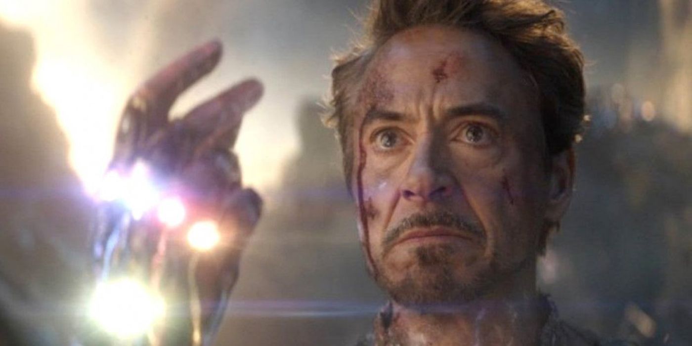Tony Stark sacrificing his life in Avengers Endgame