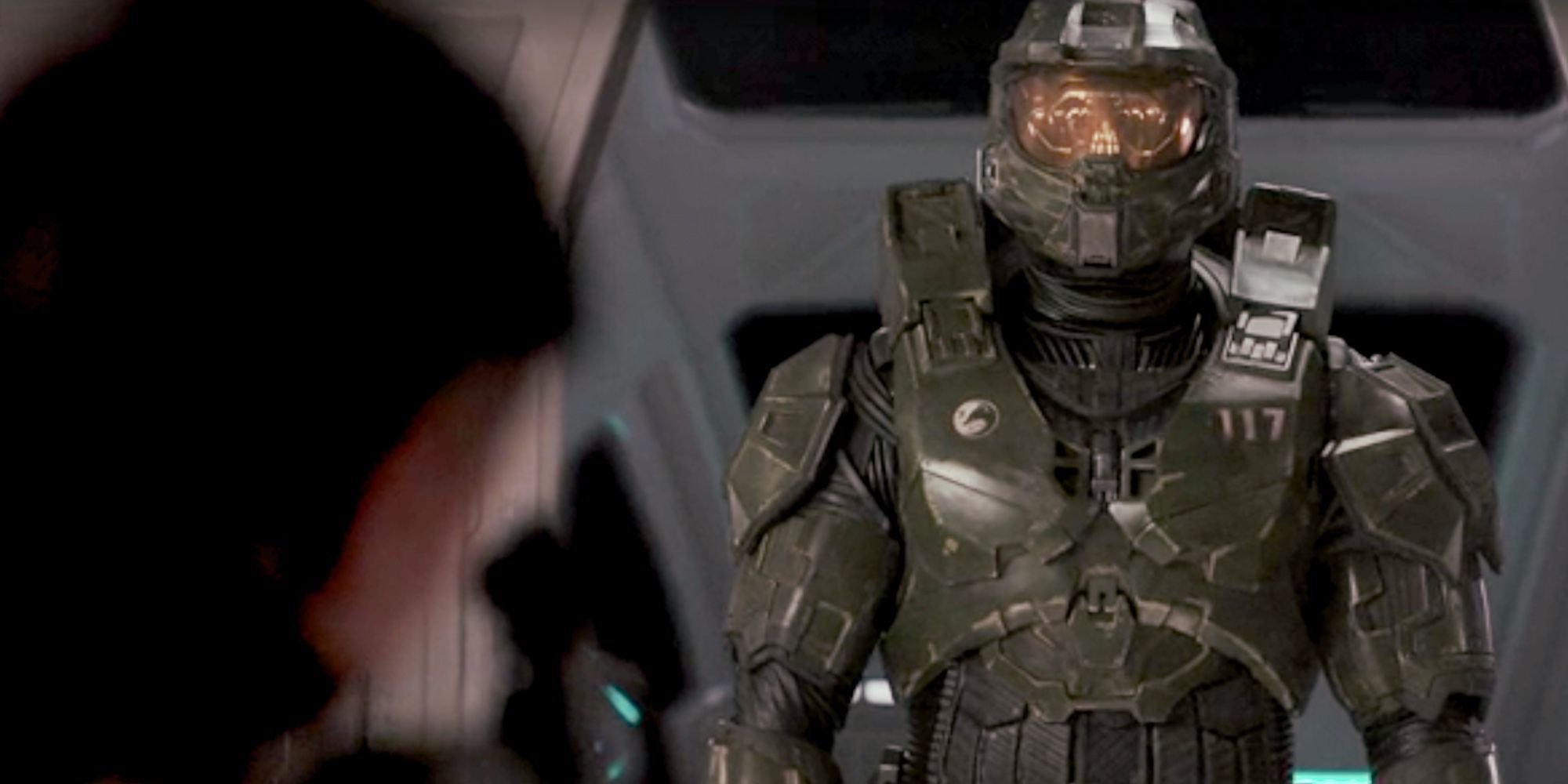 Master Chief Talking To Kwan With Strange Voice Halo