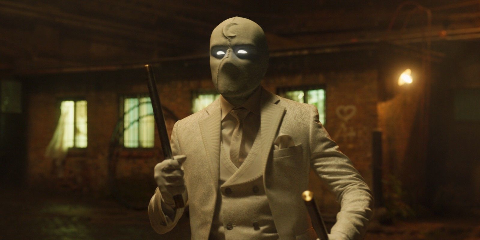 Moon Knight Oscar Isaac Mr Knight suit