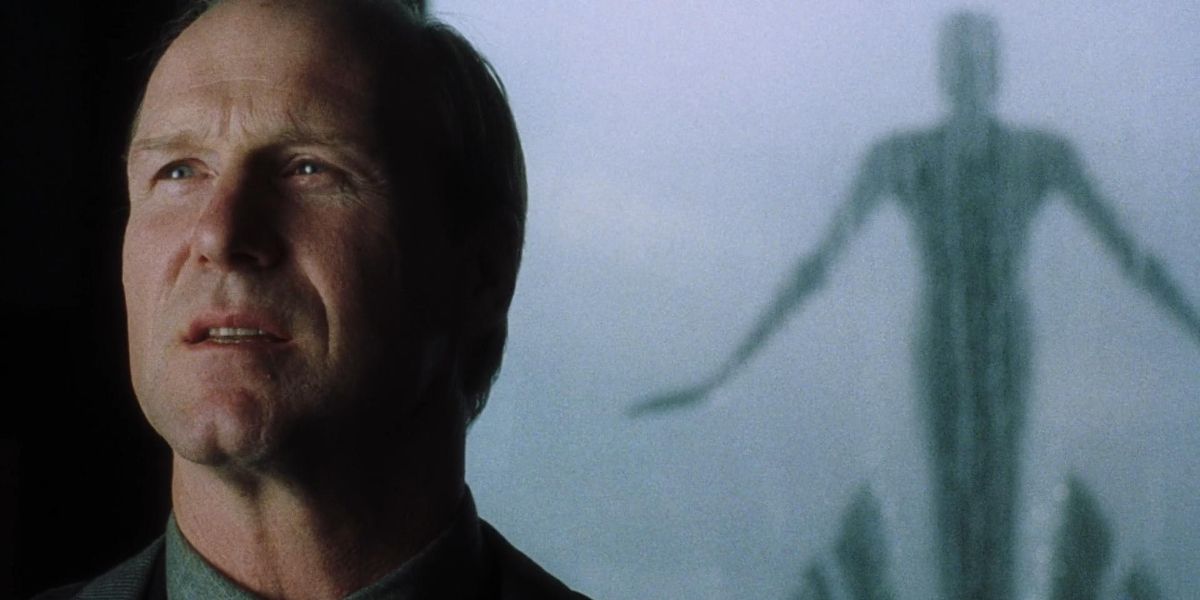 William Hurt as Professor Hobby in AI Artificial Intelligence