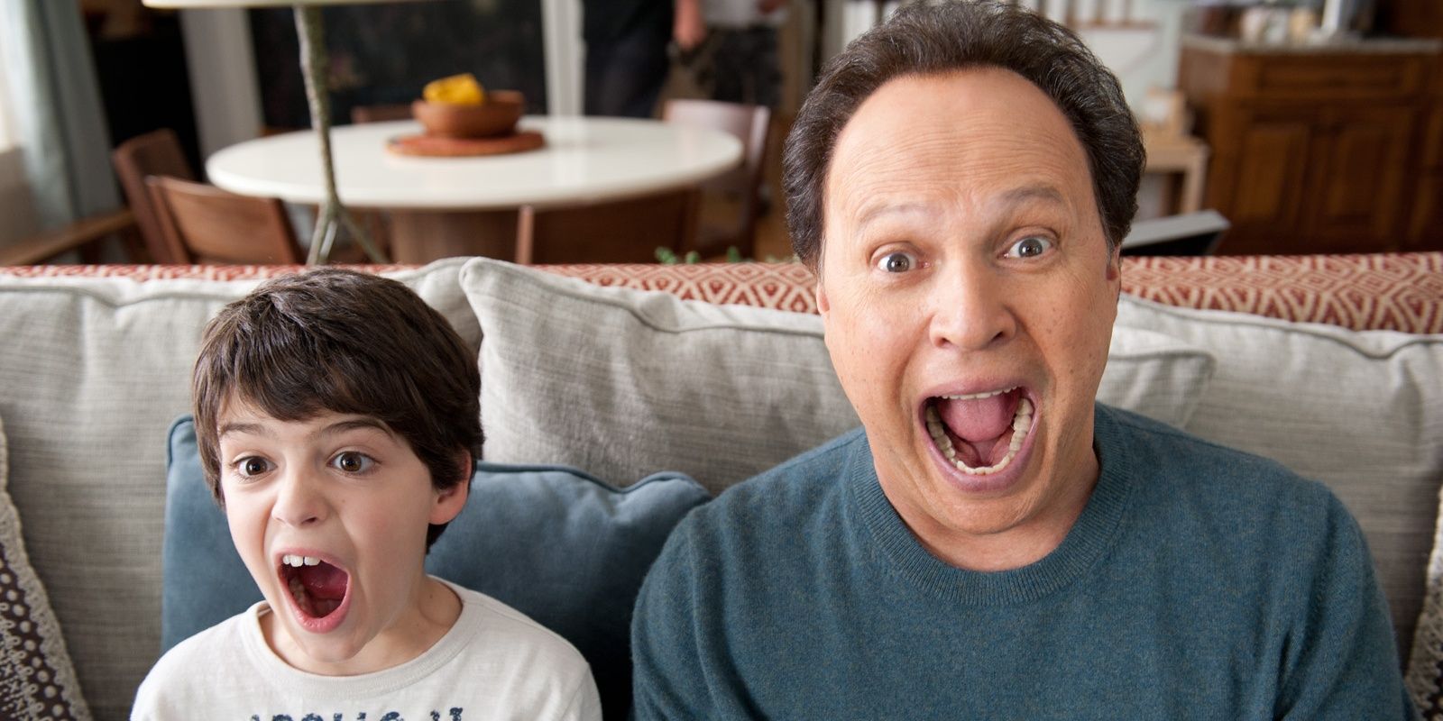 Billy Crystal and a kid shouting in Parental Guidance Cropped