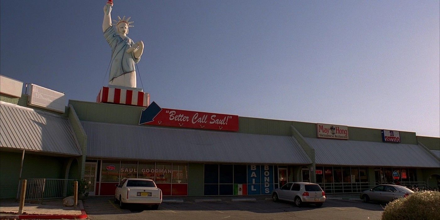 Statue Liberty Saul Goodman office in Breaking Bad