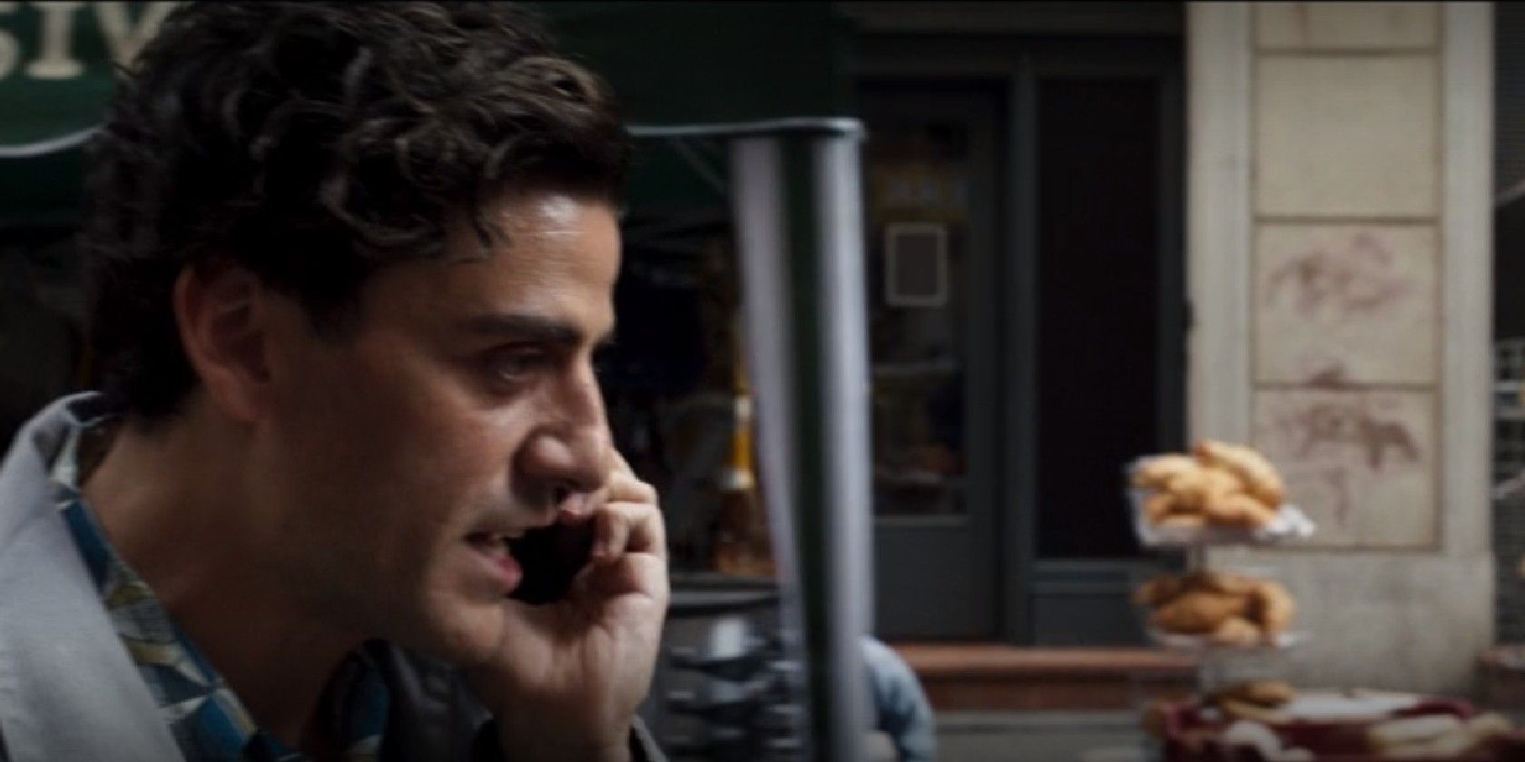 steven phone call mother moon knight