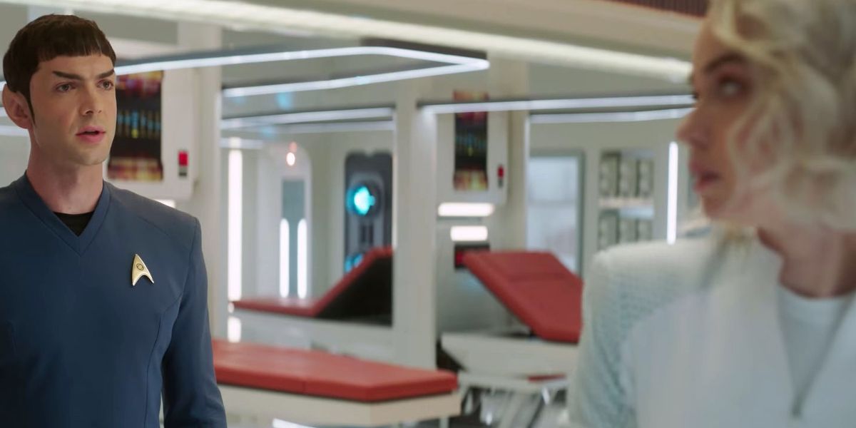 Ethan Peck as Spock and Jess Bush as Nurse Christine Chapel in Star Trek Strange New Worlds