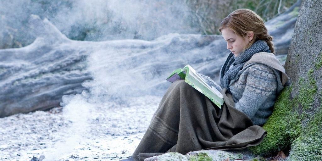 Hermione Granger in a forest in Harry Potter and the Deathly Hallows Part 1 Cropped