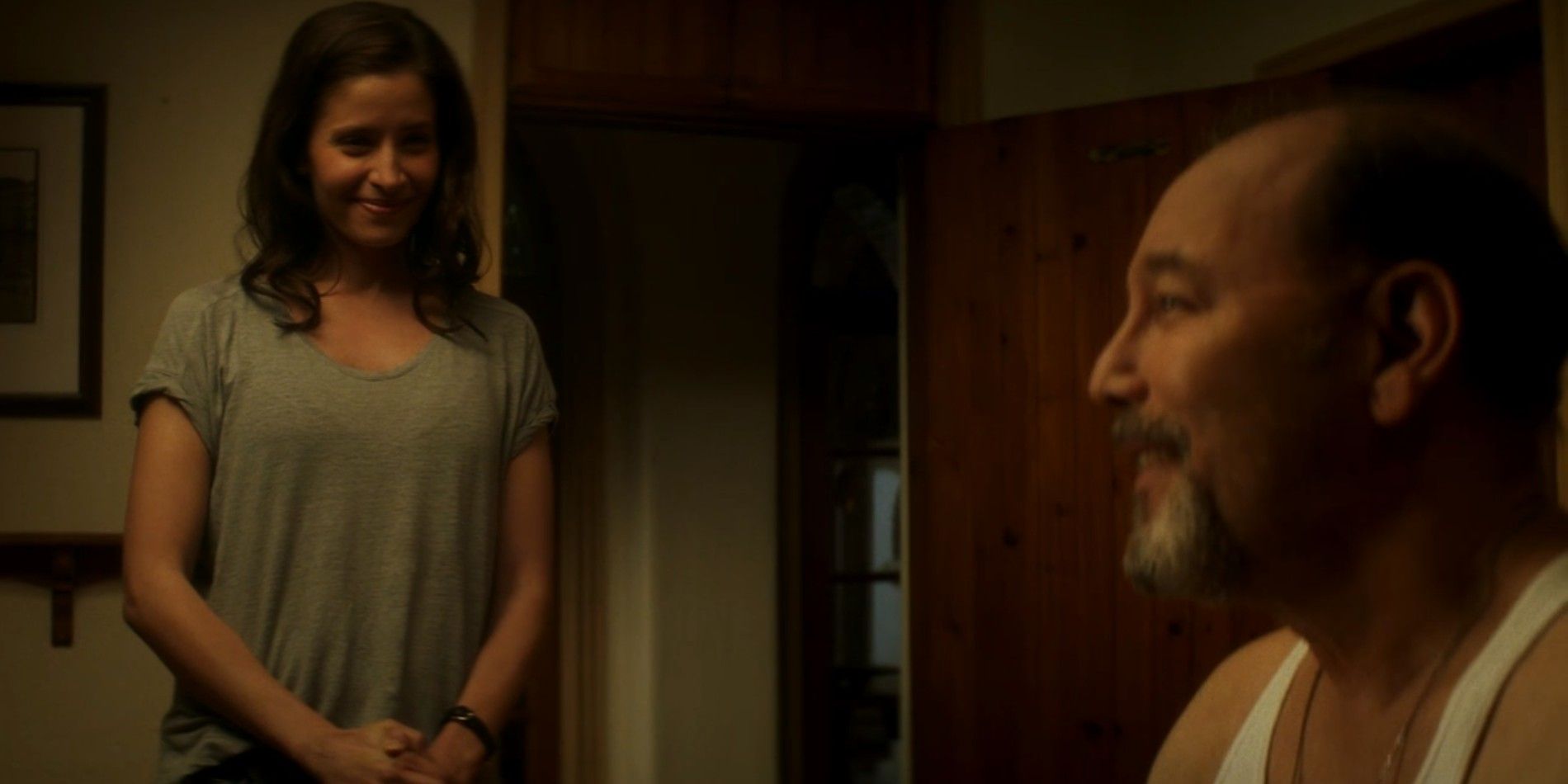 Mercedes Mason as Ofelia and Ruben Blades as Daniel in Fear The Walking Dead