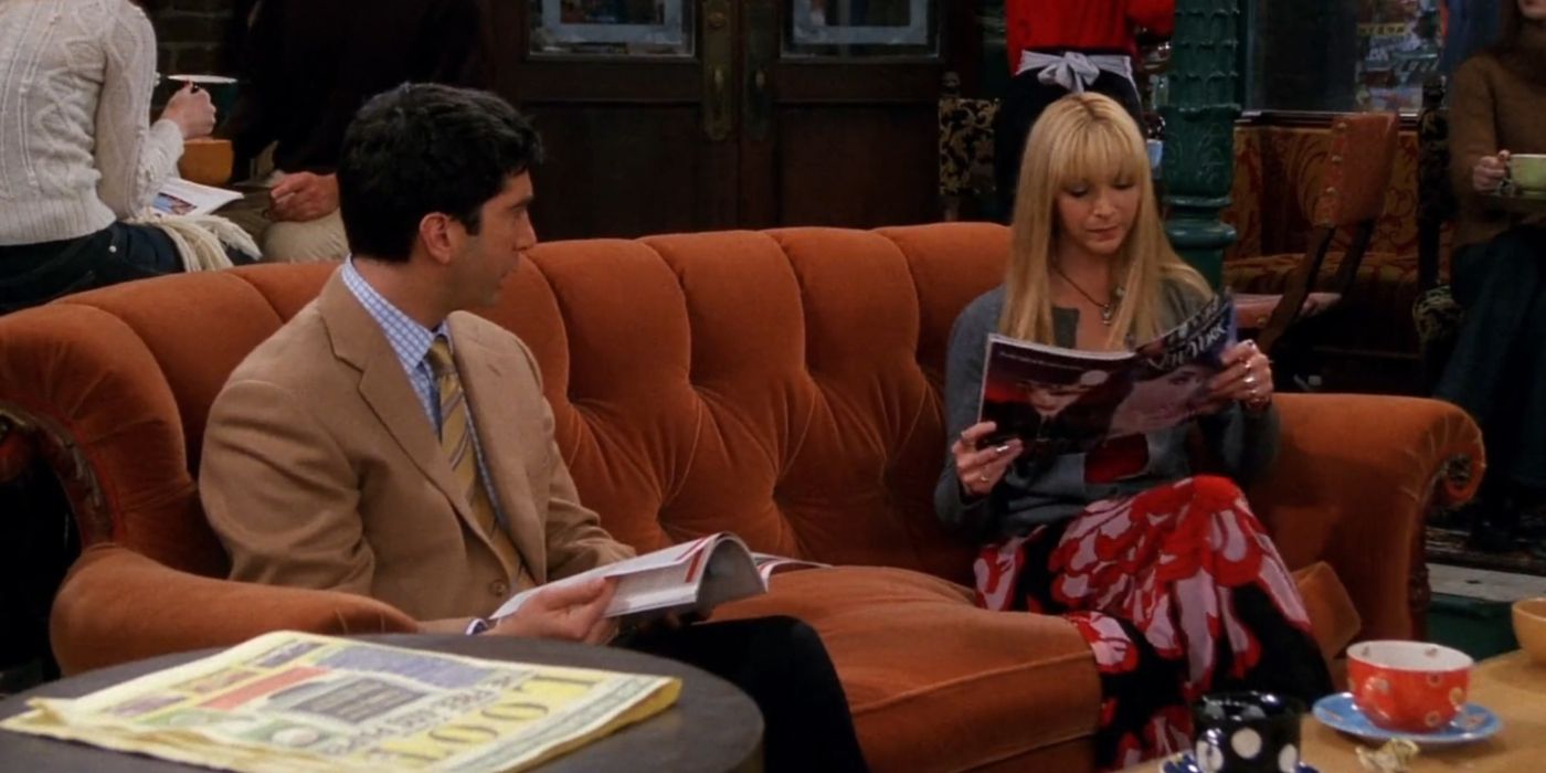 Ross Geller And Phoebe Buffay Reading In Friends