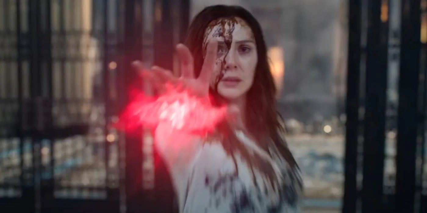 Scarlet Witch with blood on her face in Doctor Strange 2