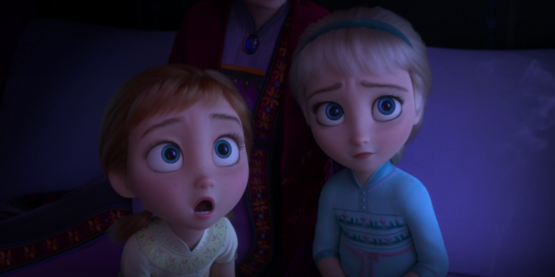 Young Elsa and Anna