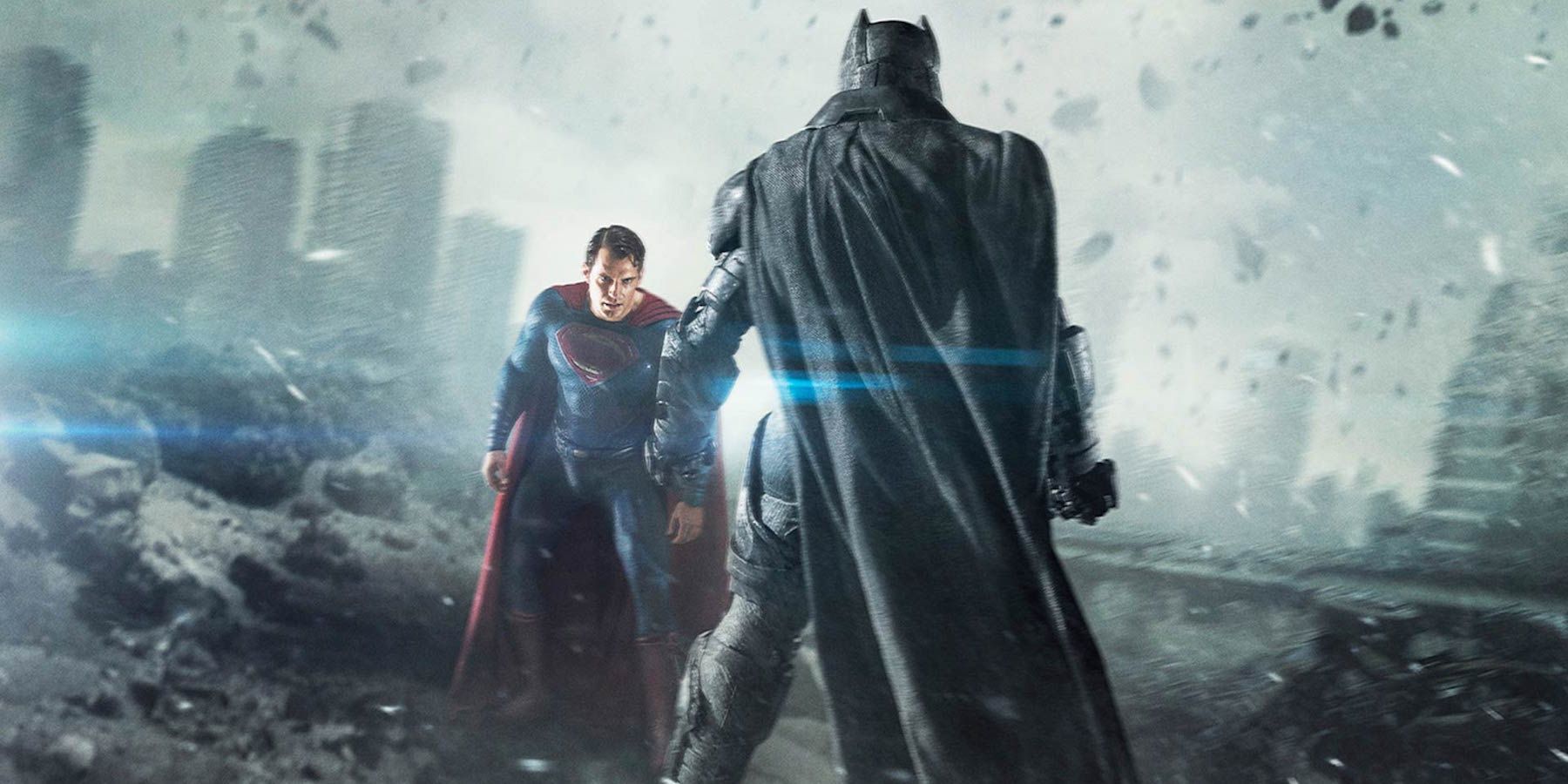 Ben Affleck Talks Justice League & Solo Batman Movie Script