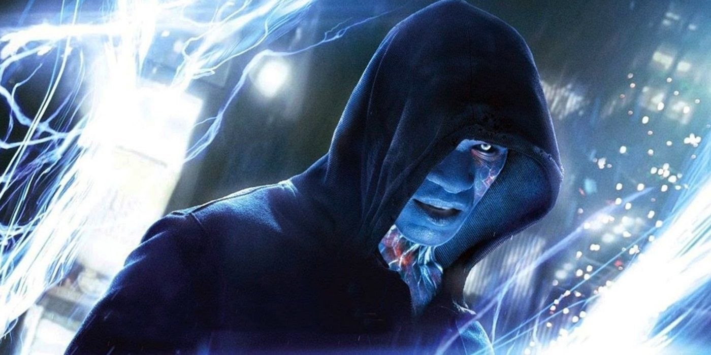 10 Biggest Differences Between Electro In The SpiderMan Movies & Comics