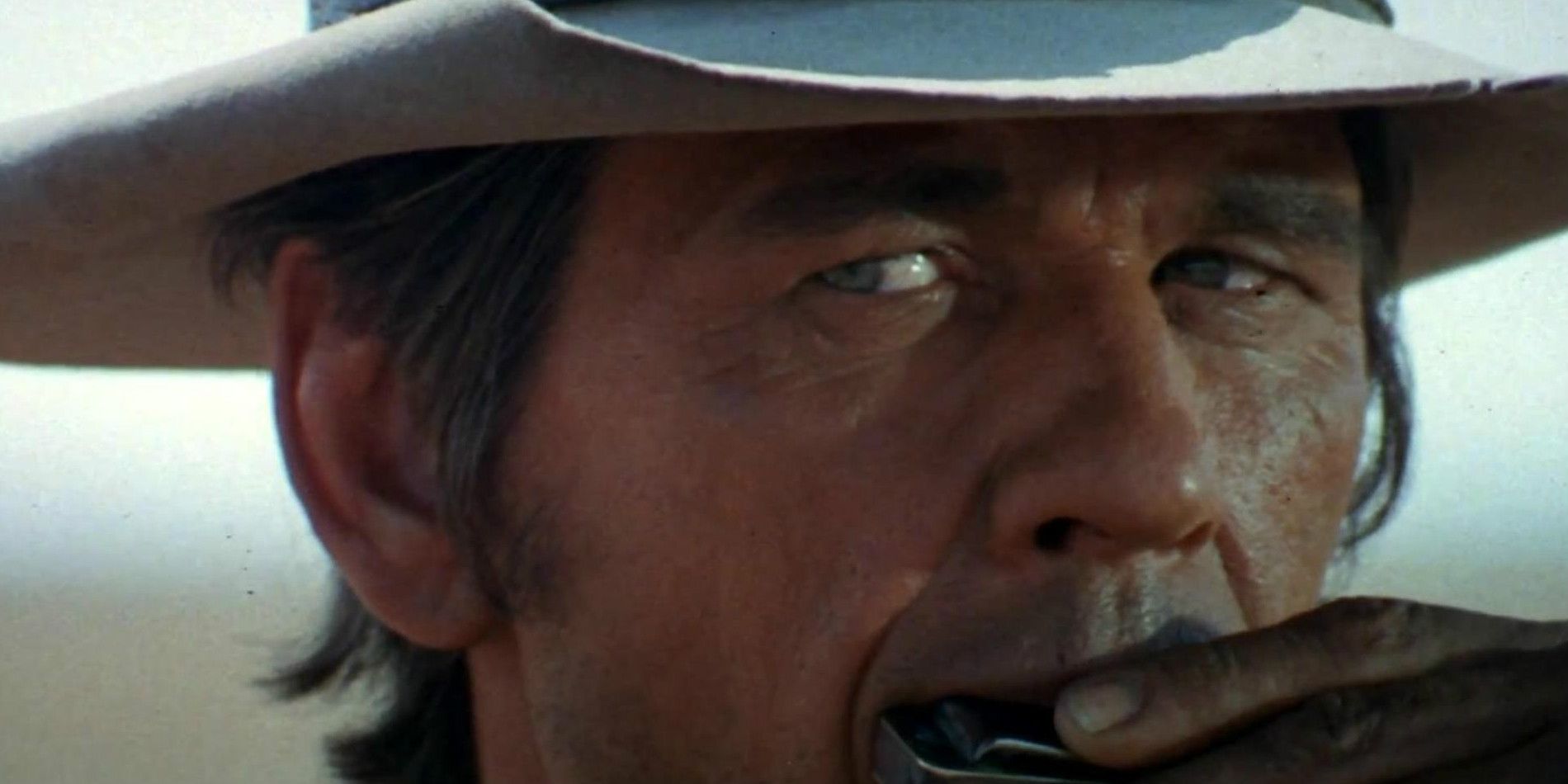 5 Reasons Once Upon A Time In The West Is The Best Spaghetti Western (& 5 Reasons Its The Good The Bad And The Ugly)