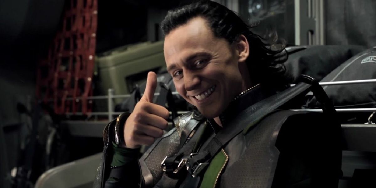 tom hiddleston loki evil smile